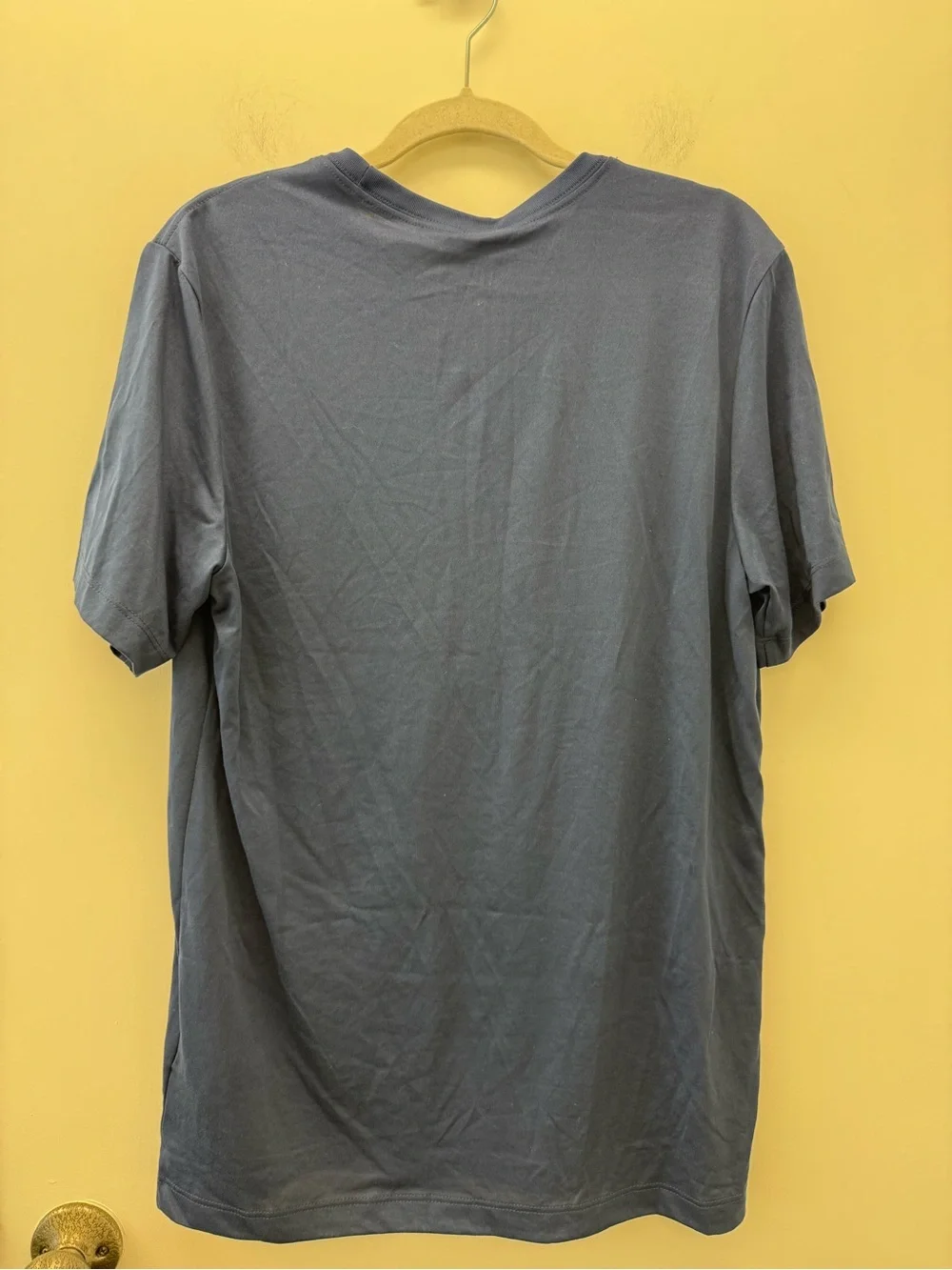 Nike Men's Yankees Spring Training T-Shirt - Blue with White Graphic - Picture 5 of 5